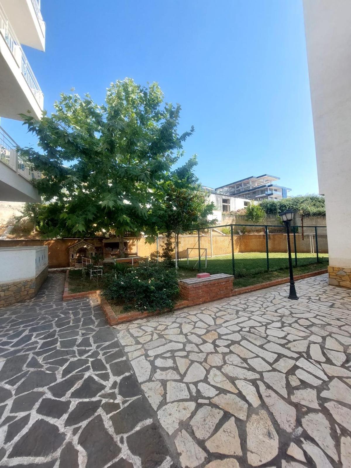Redsun Apartment Vlorë Exterior foto